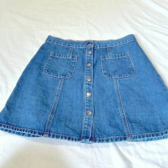 Urban Outfitters BDG Denim Snap Mini Skirt Blue Small - Picture 1 of 5